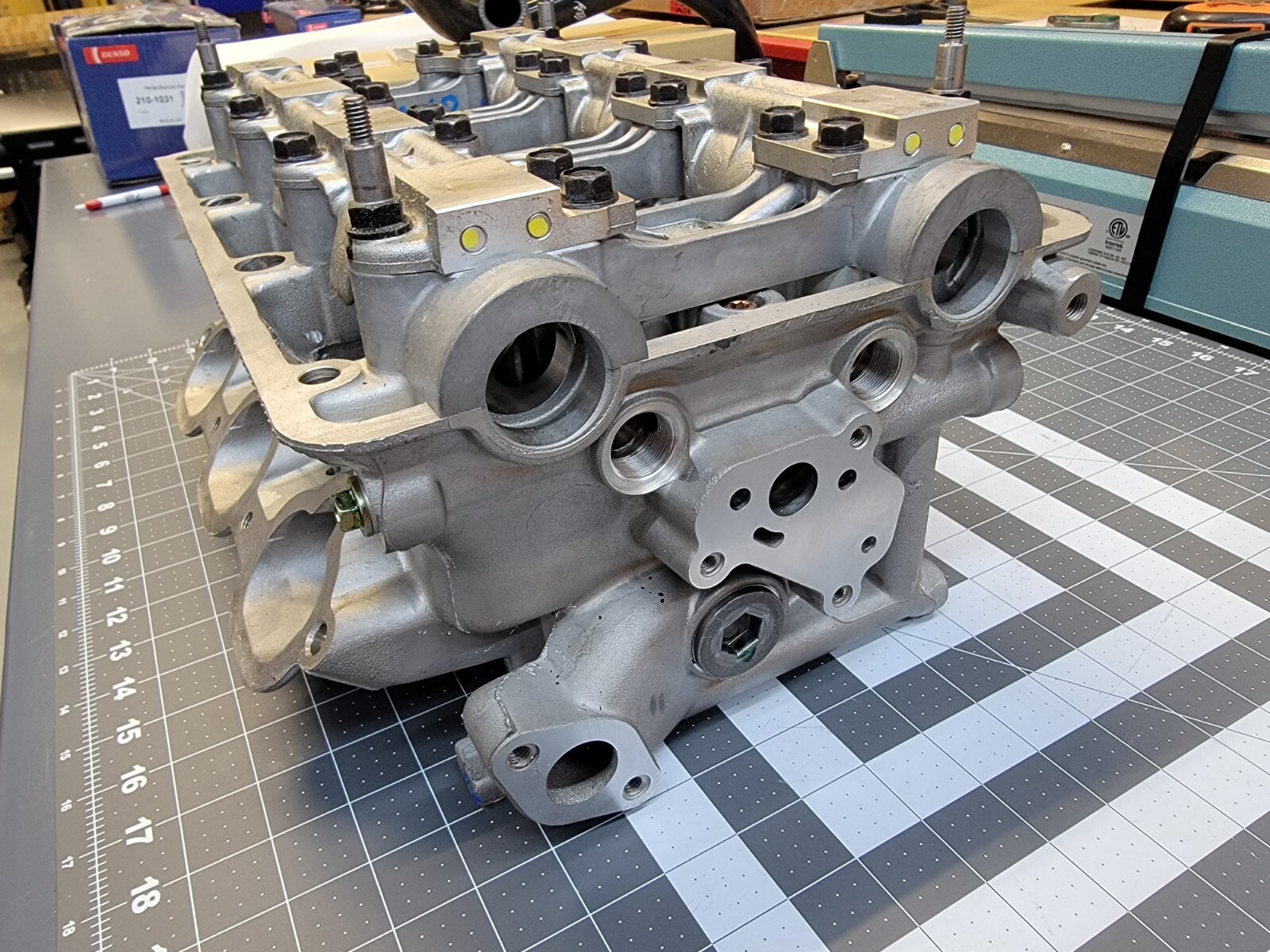 Acura NSX 1997 REAR Cylinder head