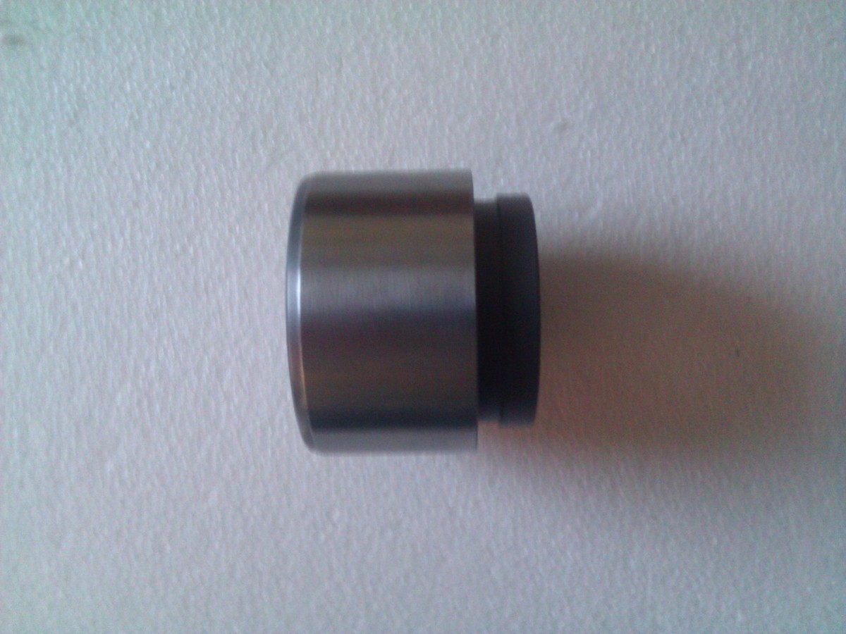 Bremssattelkolbe Rear OEM For Comparison: MK448650 OE zu Vergl 