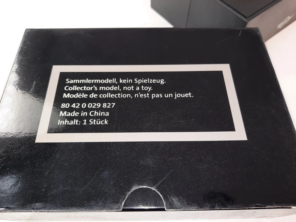 Minichamps Mini Cooper yellow DEALER BOX 1/43 80420029827 - Immagine 3 di 3