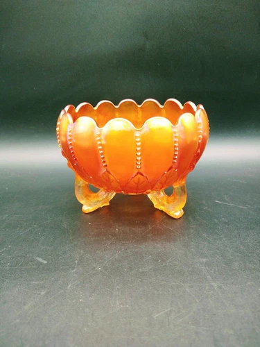 Northwood Carnival Glass Bowl Leaf and Beads Marigold