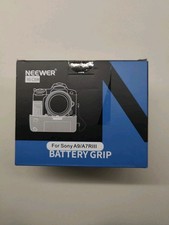 NEEWER Vertical Battery Grip Replacement for VG-C3EM, ONLY for Sony A9 A7III A7