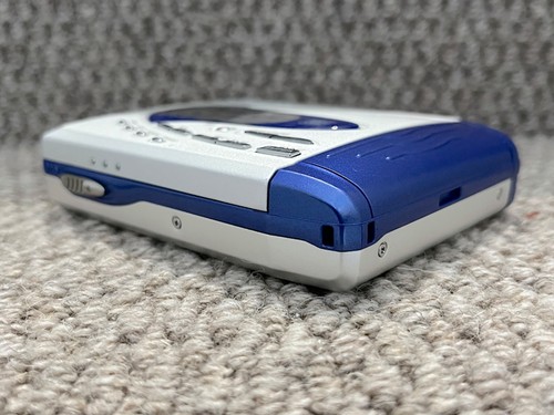 Sharp MD-SR50 Mini Disc Player/Recorder Walkman. SHARP - Picture 10 of 17