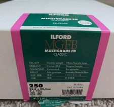 Ilford Multigrade FB Classic Photographic BW Paper Glossy, 8 x 10", 250 Sheets 