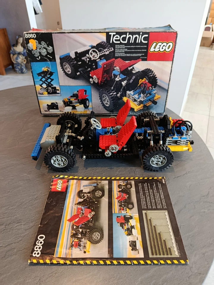 LEGO Technic 8860 Car Chassis, photo 1 sur 5