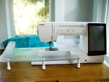 Janome HORIZON MEMORY CRAFT 14000 Sewing Quilting Embroidery Machine Near 15000