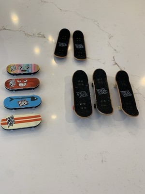 Tech Deck Lot Of (4) Mini Skateboards 4  - 2  Assorted Names & Designs