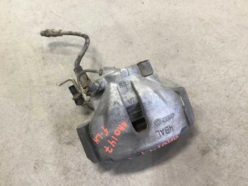 Pinza delantera izquierda 99-04 Audi A6 Quattro V6 AWD LH con montaje de soporte Foto 2 de 4