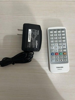 TOSHIBA REGZA SD-BP900S Portable Blu-ray Player 9-inch LCD Screen