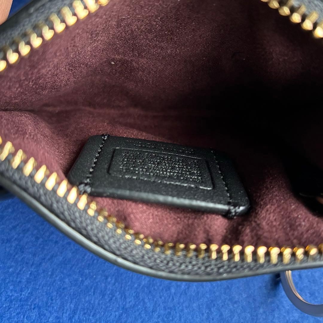 COACH × PEANUTS Collaboration Pass Case Woodstock - image 6