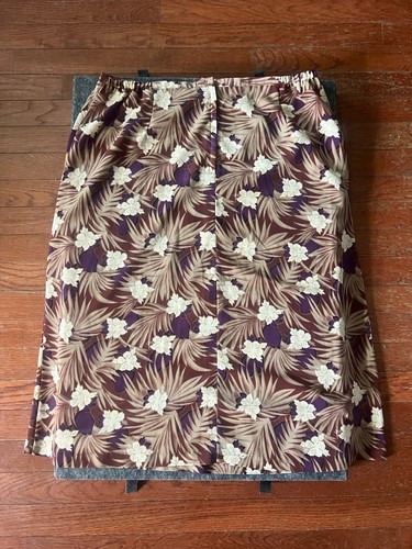 Sag Harbor Womens Size L Skirt Multicolor Floral 30in Long Zipper & Button Midi - Picture 3 of 3