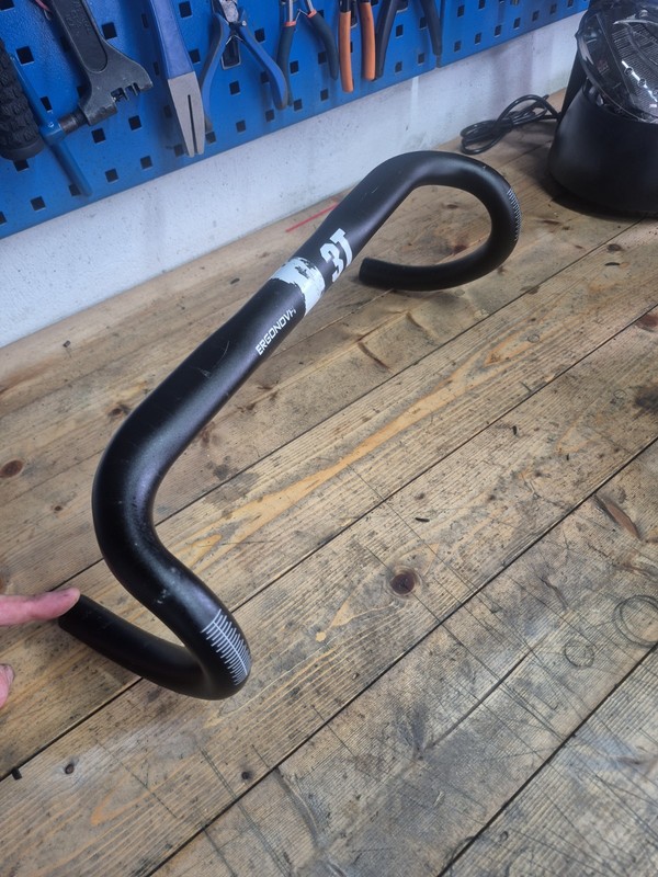 3T Ergonova 31.8mm 42cm