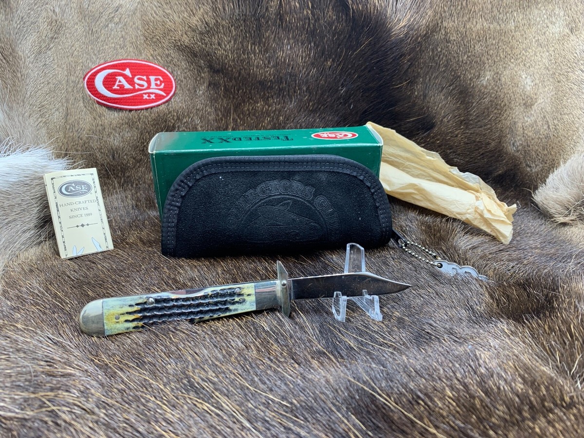Case 2002 Collectors Club Cheetah Knife Moss Bone Handles Case 2002 Collectors Club Cheetah Knife Moss Bone Handles