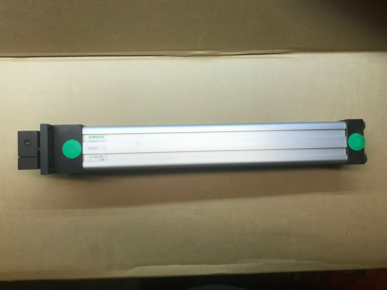 NUMATICS CYLINDER F1FL-13A6V-CAA0 ZE-876343-5 NEW CONDITION NO BOX