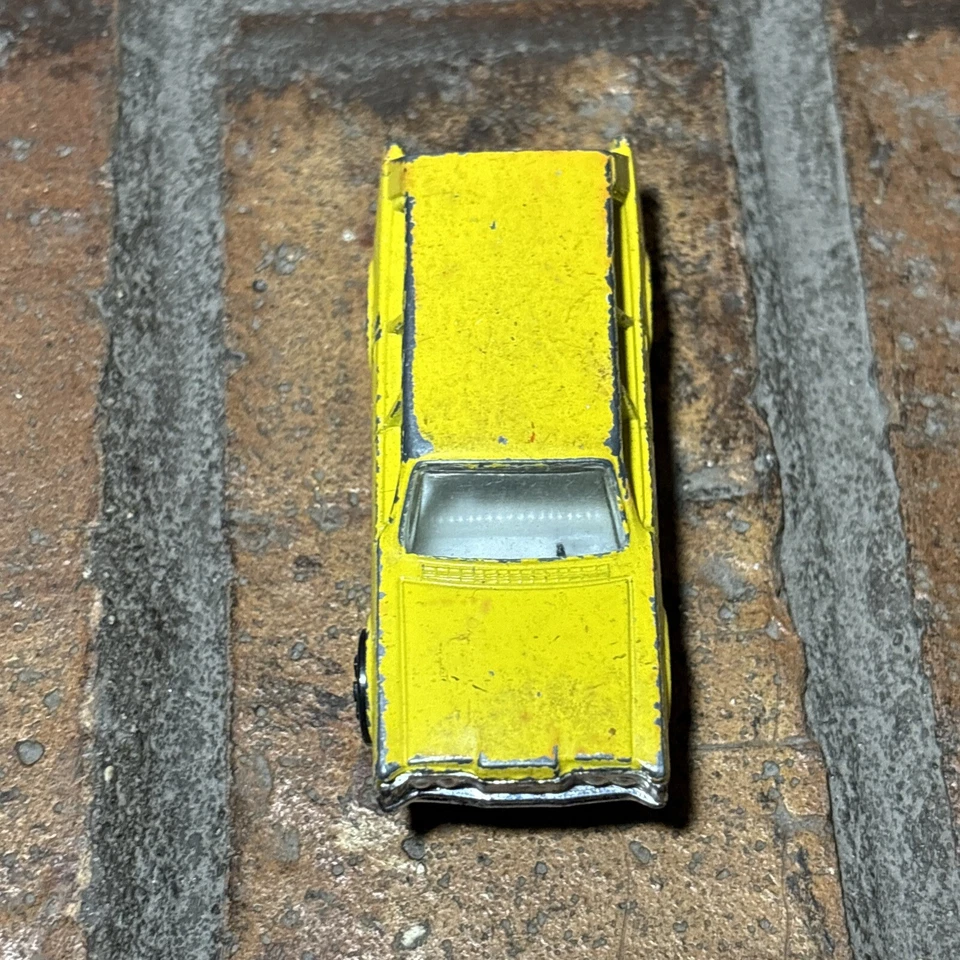 Vintage ✅ PLAYART Estate Wagon Yellow 1/64 Diecast Toy Car ✅ Made In Hong Kong - Image 4 of 4