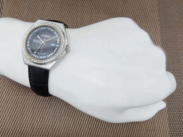 時計 CITIZEN CRYSTALSEVEN CUSTOM 23JEWELS Citizen Crystal Seven Custom 23Jewels 4-520700K Tonneau