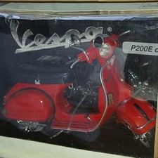 Moto scooter miniature 1:12 Vespa P200E 1978 mobylette ixo new box red new ray