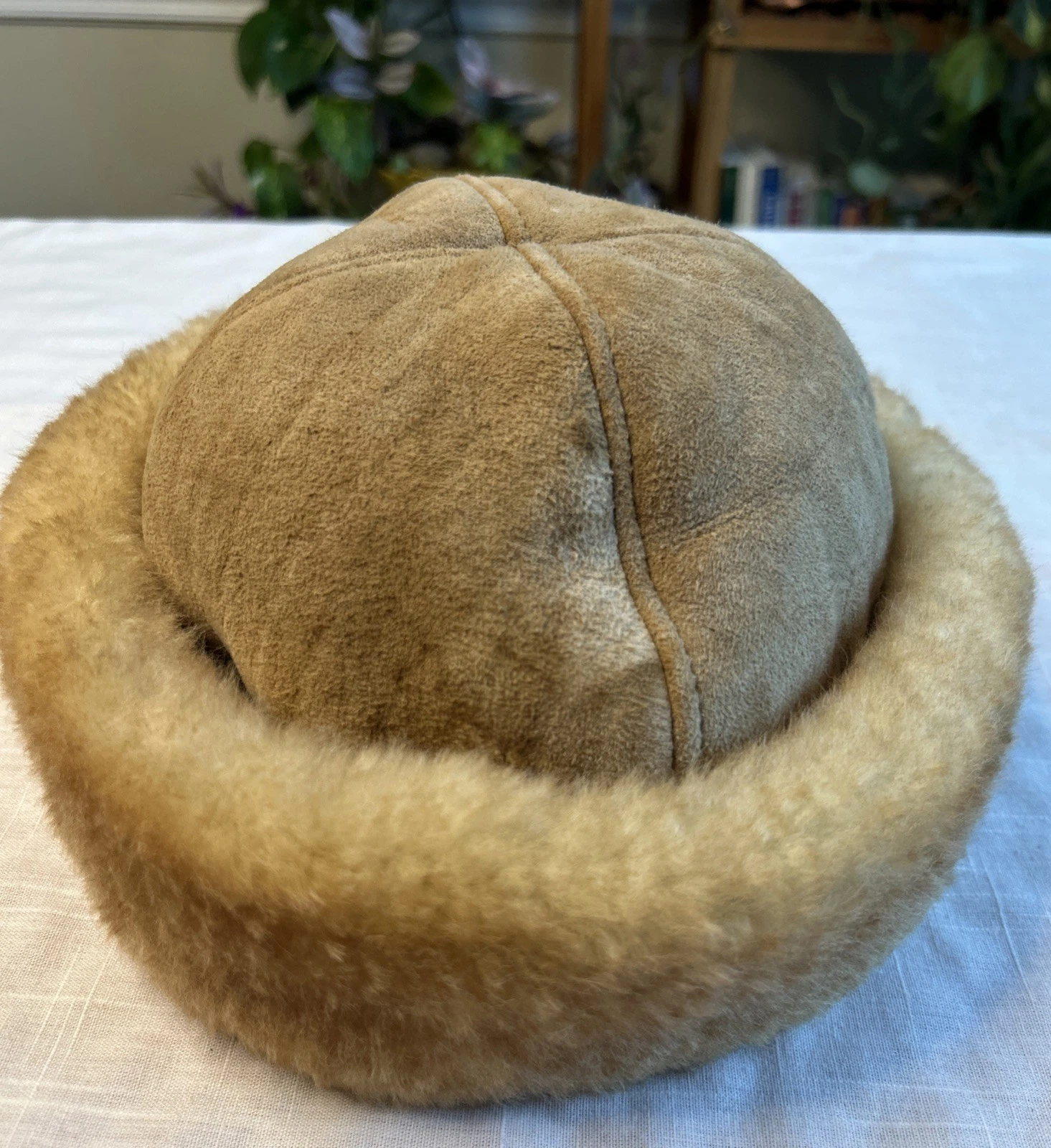 Vintage Orvis Women Sheepskin/Suede Hat - Made in USA - Size Medium