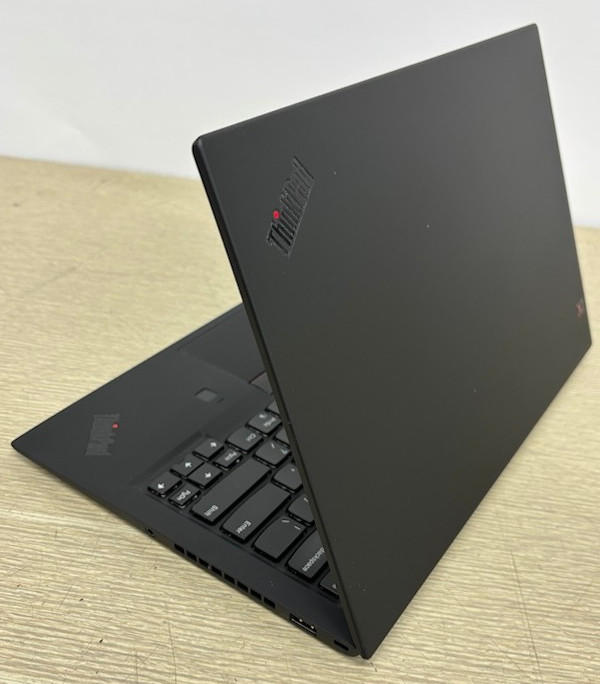 Lenovo ThinkPad X1, 14-Inch Laptop, with Intel Core i5-8350U, Windows 11 Pro