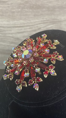 Vintage Starburst Brooch Pin Red Rhinestone Prong Set Gold Tone - Picture 11 of 19