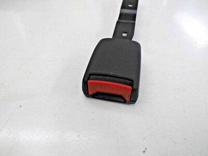 VW Golf 3 Cabrio Typ 1E7   Bj.1999   gurtschloss vorne Rechts 1H0857756