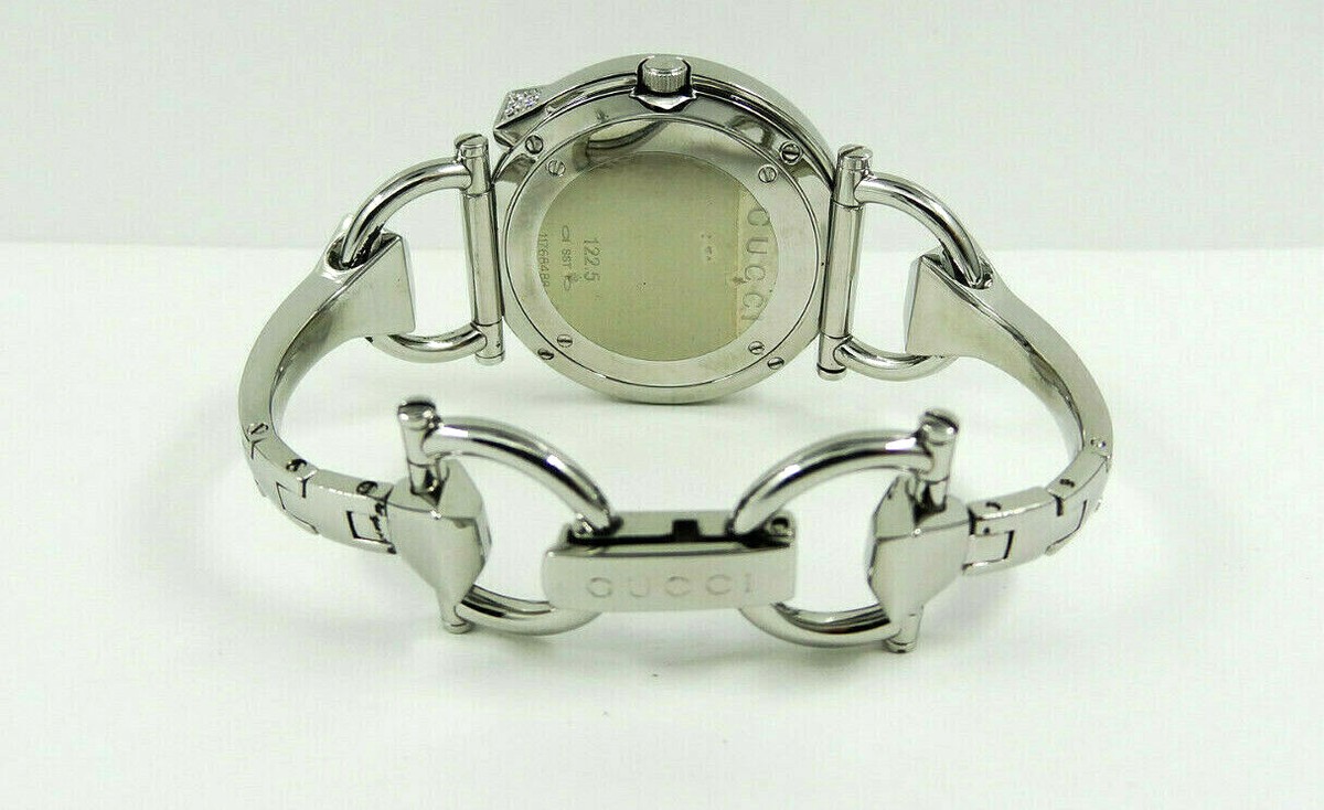 Gucci 122.5 Series Chiodo Black Dial Diamond Accented Silver