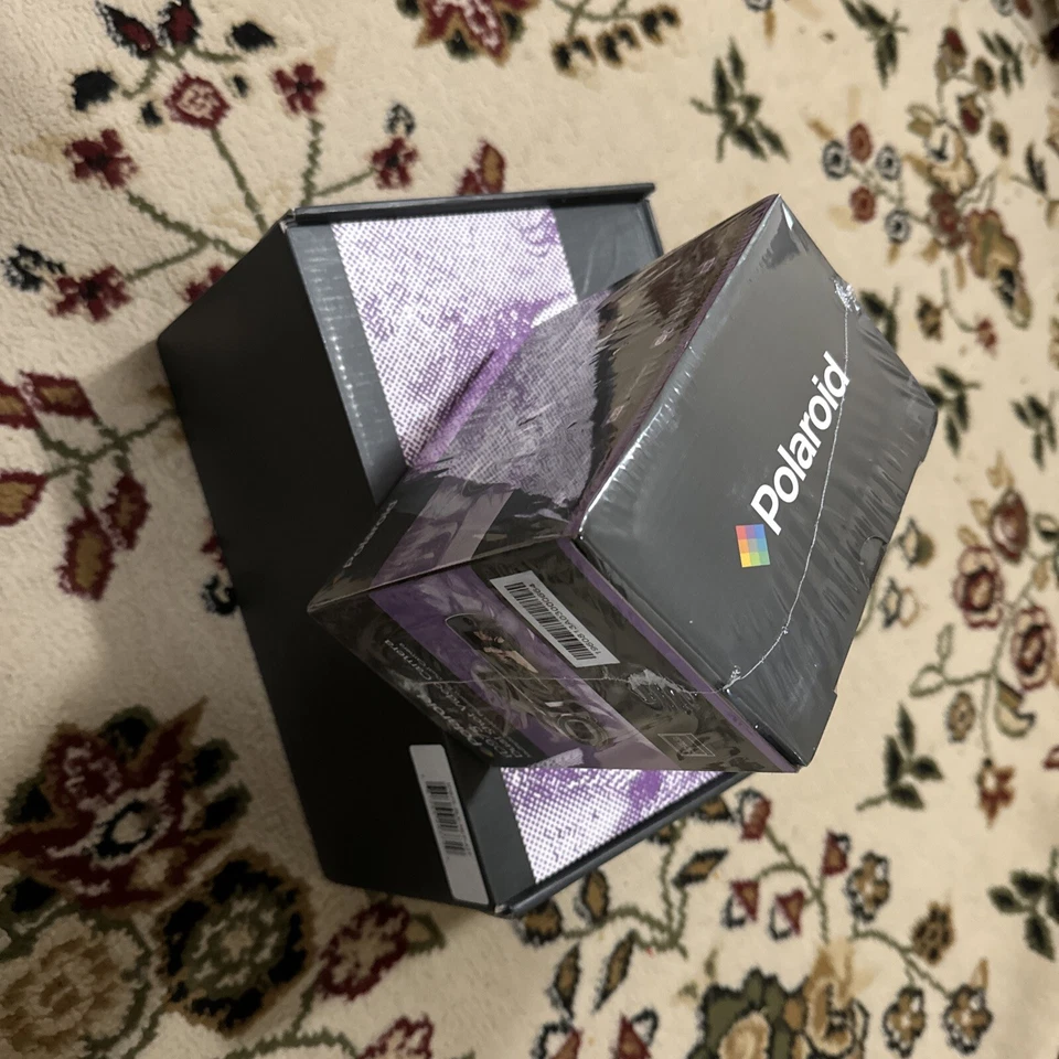 * New * Polaroid ID975-RED16MP Camcorder with 3-Inch LCD Touch Screen with Extra - Image 3 of 4