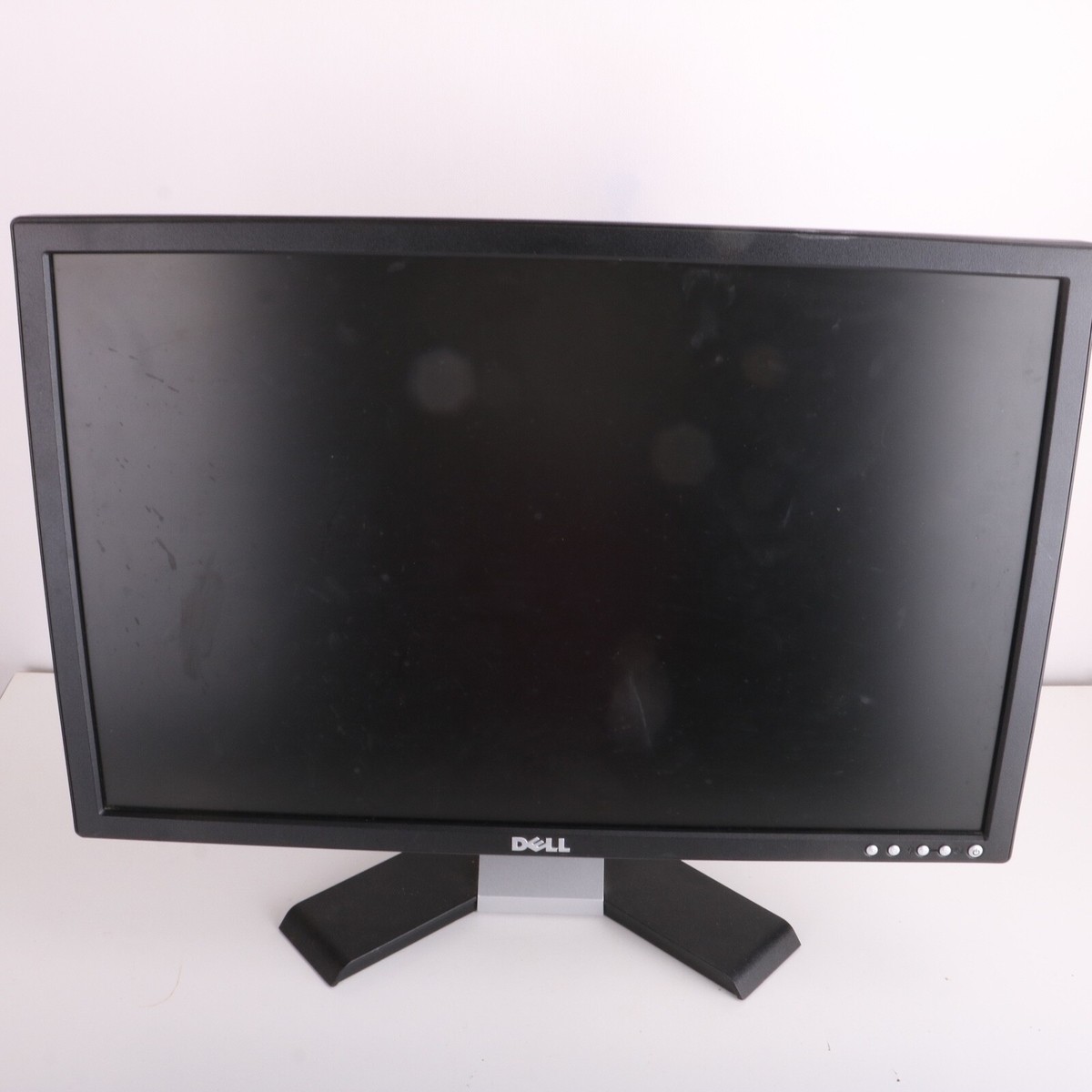 Dell E228WFPc モニター 2台セット／サポート付き Dell E228WFPc モニター 2台セット／サポート付き Dell E228WFPc