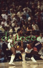 1979 Walter Davis vs Lonnie Shelton - 35mm Basketball Slide