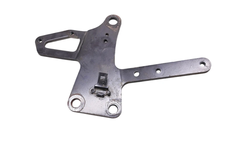 Soporte de marco de motor Yamaha Bolt R-Spec 14 XVS950 Foto 2 de 4