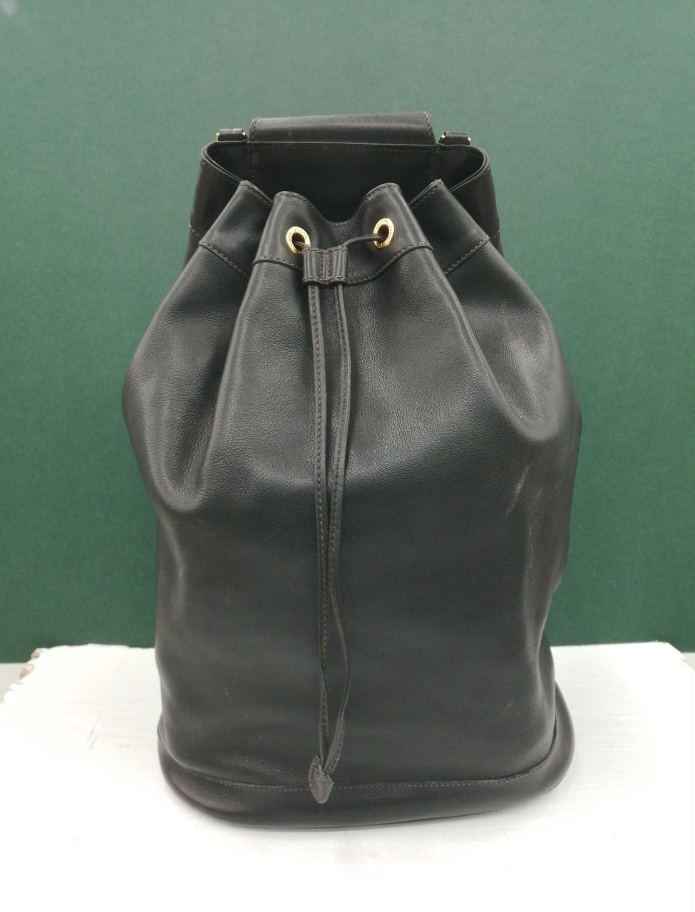 Gucci GG Marmont Matelassé Leather Shoulder Bag 003-1130037