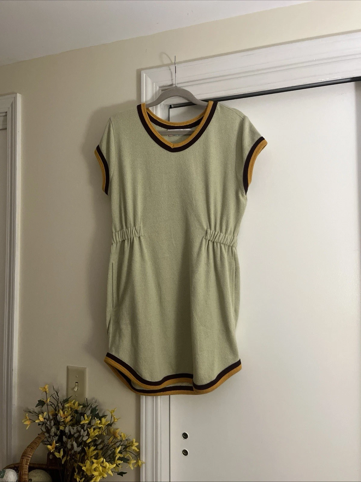 Free People Beach Light Safe Retro Vibes Mini Dress Size Medium
Opens in a new window or tab