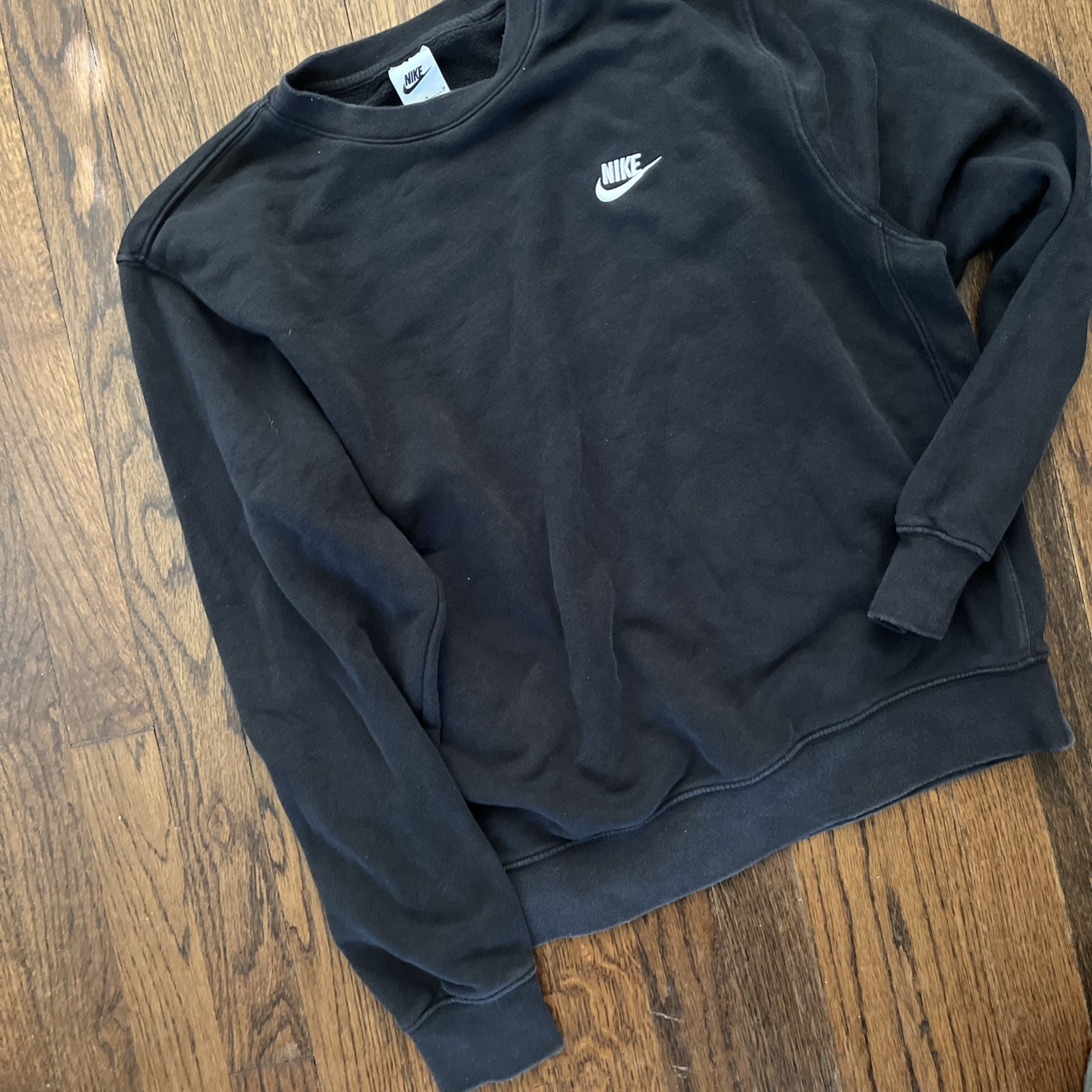 Nike Sweatshirt Mens Small Black Crewneck Pullover Swoosh Logo Made in Jordan