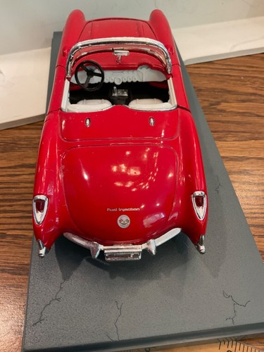 Voiture miniature Chevrolet Corvette cabriolet cabriolet 1957 rouge blanc moulé sous pression 1/24 SS7708 vintage - Photo 5/5