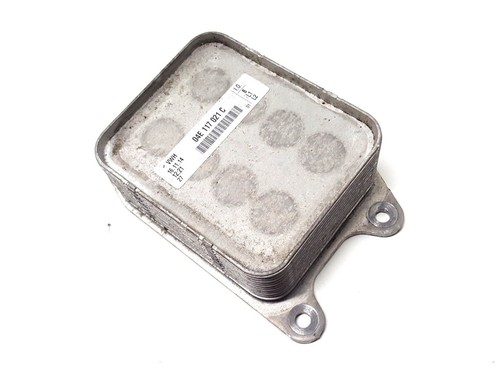 Original VW Passat B8 Audi Seat Skoda 1.4 TSI Ölkühler Kühler 04E117021C