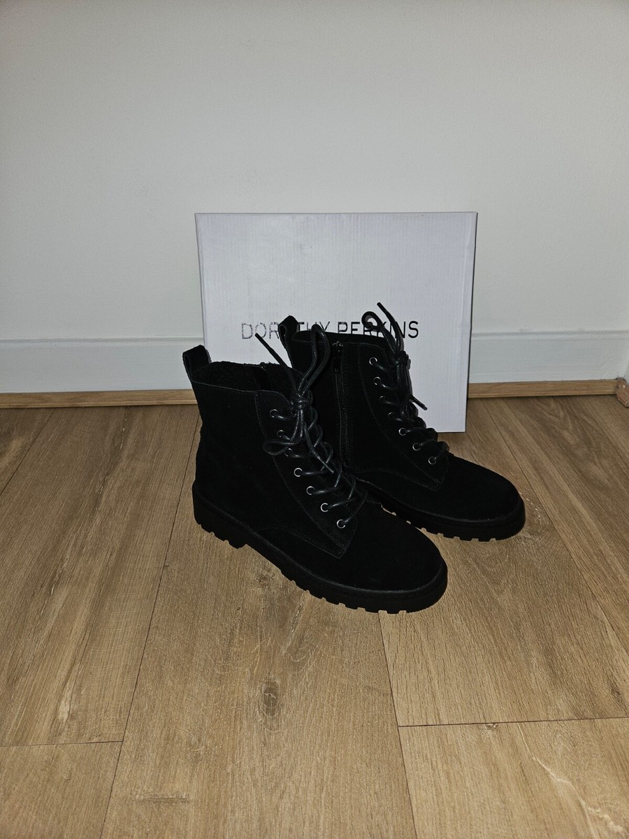 BNIB Black Dorothy Perkins side zip suede ankle boots size (38)