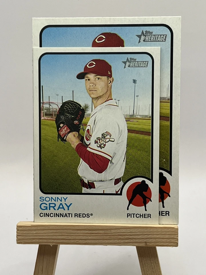 Sonny Gray 2022 Topps Heritage #282 Mini Parallel #50/100 - Image 2 of 3
