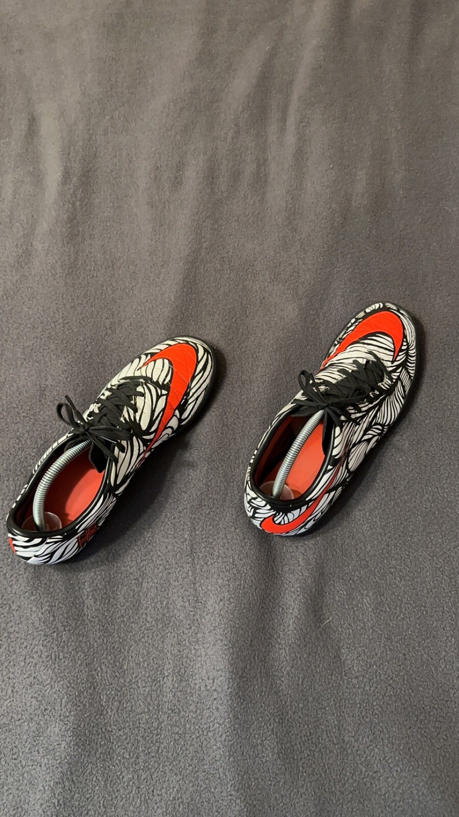 Nike Hypervenom Phelon II NJR IC White Black Red Zebra Size 9.5 Men Shoes Neymar image 7