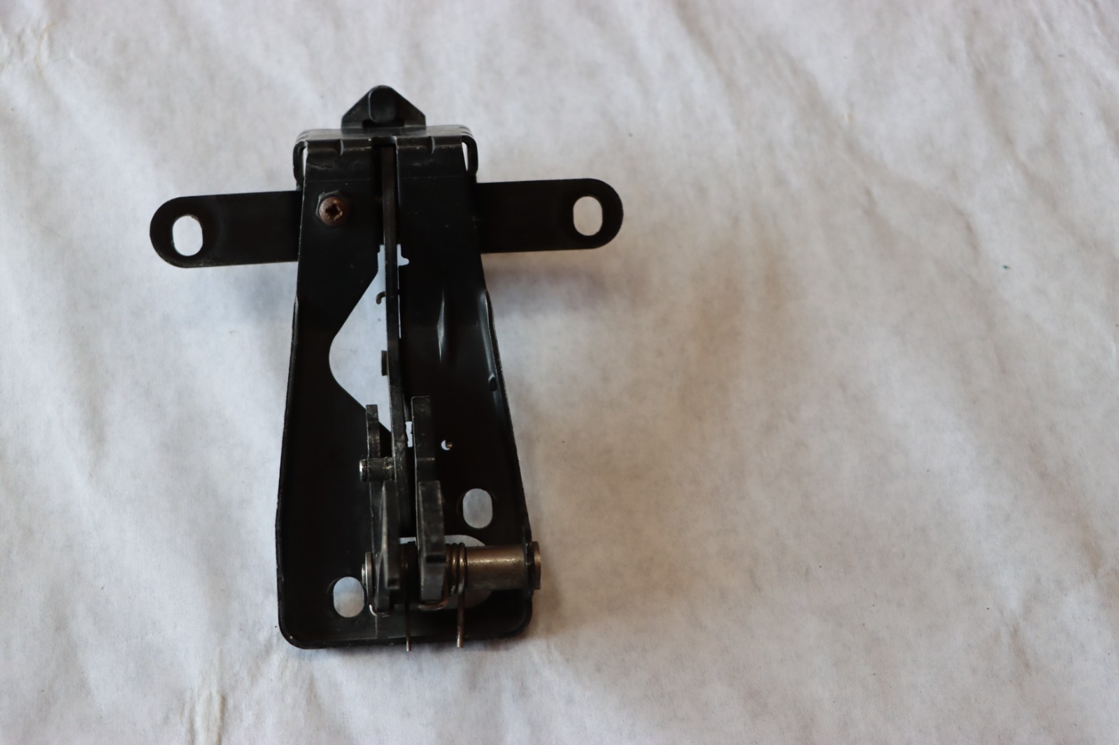 2003-2009 Bentley Continental GT OEM Hood Safety Catch Lock Latch 3W0823480F