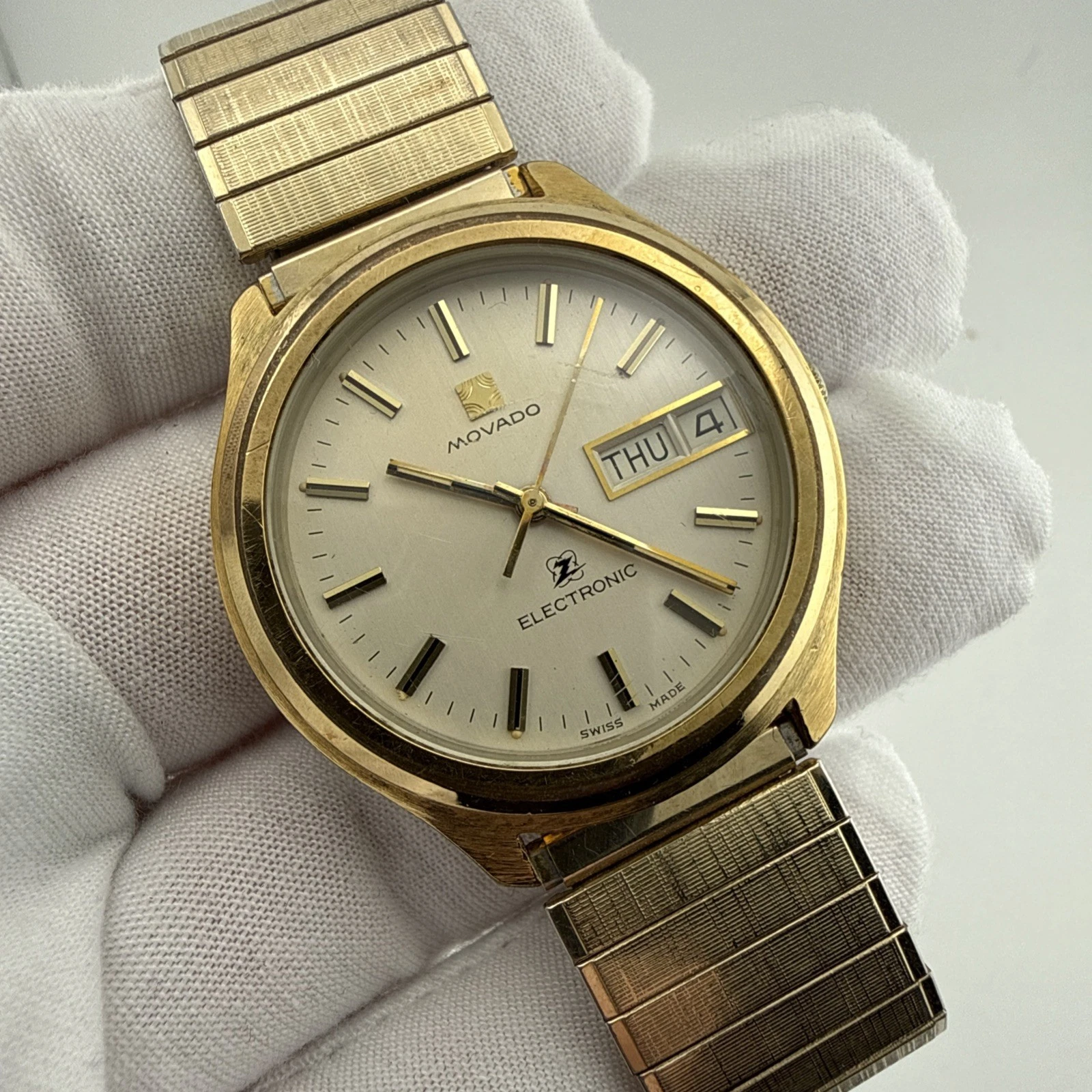 Zenith — Movado Zenith Electronic Tuning Fork 37mm Watch Gold Electroplate - Running