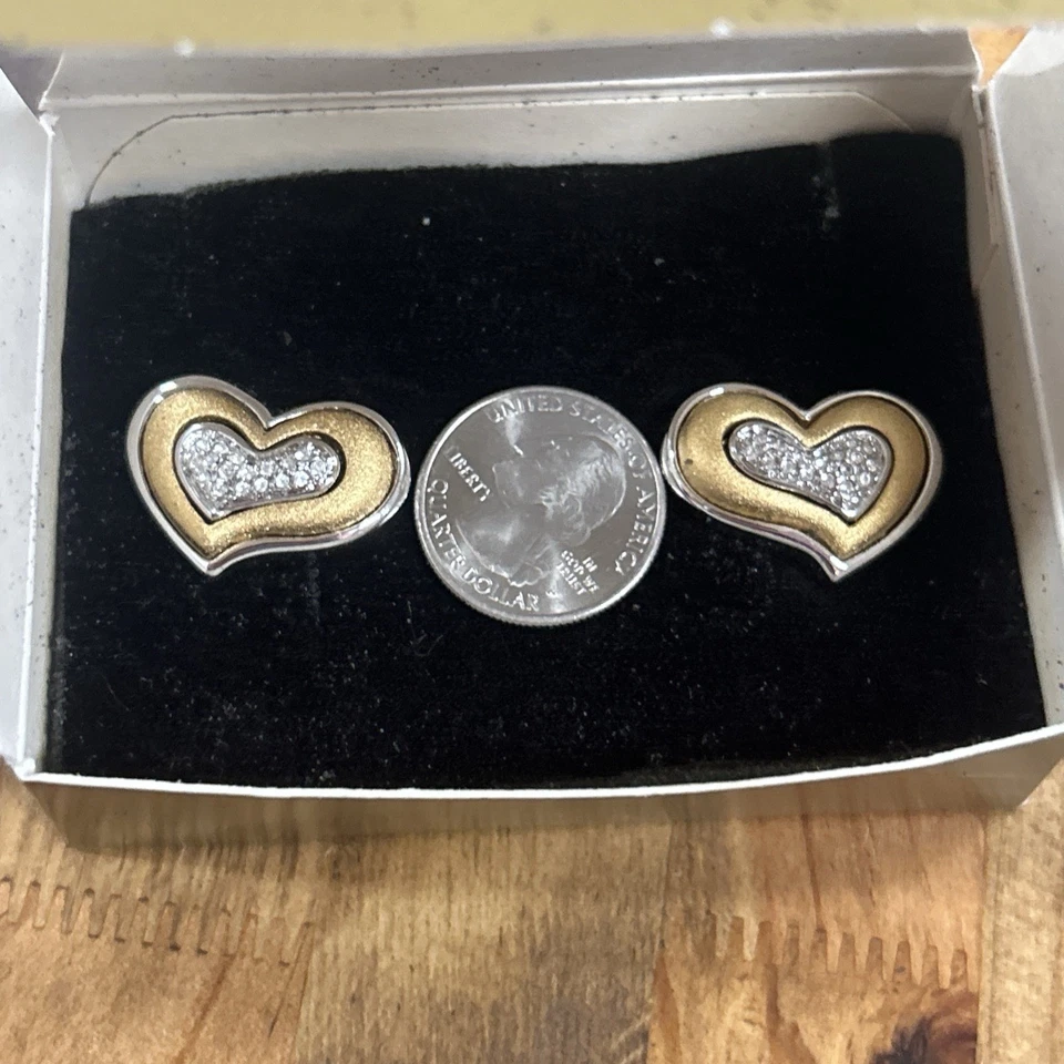 Vintage Avon 1997 Golden Heart Pierced Earrings With Surgical Steel Posts - Image 2 of 4