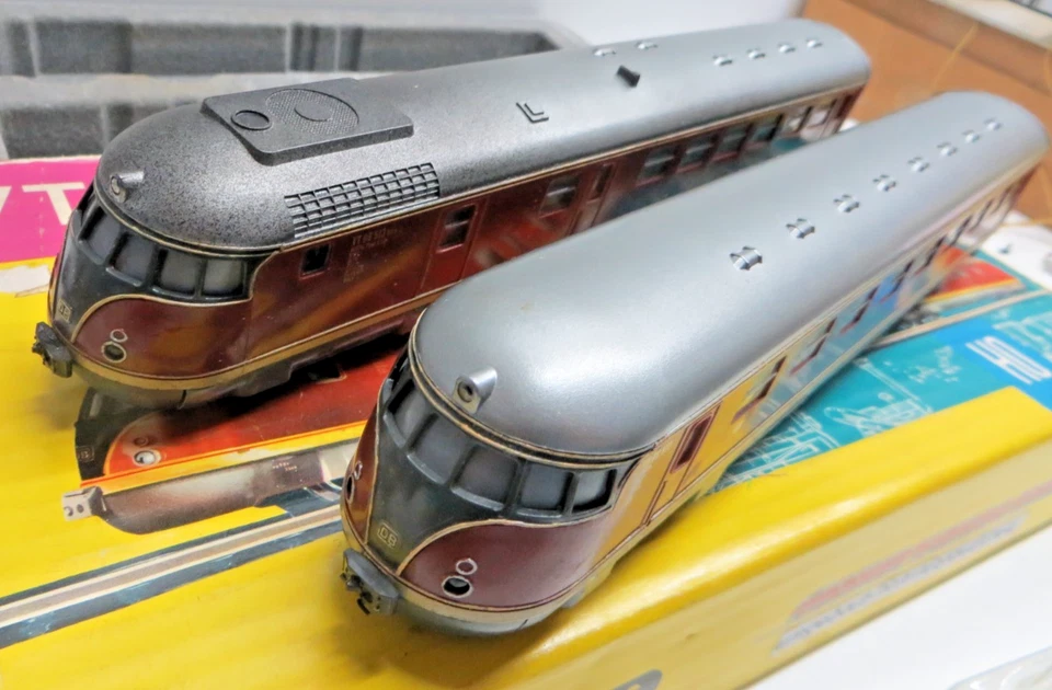 Trix 2295 H0 DC Diesel Triebwagen VT 08 513 der DB beleuchtet geprüft in OVP - Bild 3 von 4