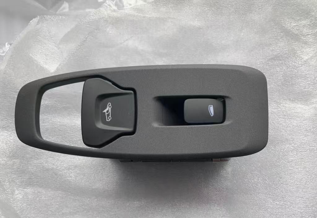 McLaren 570S 540C Passenger Side Power Window Switch OE 13M0434CP