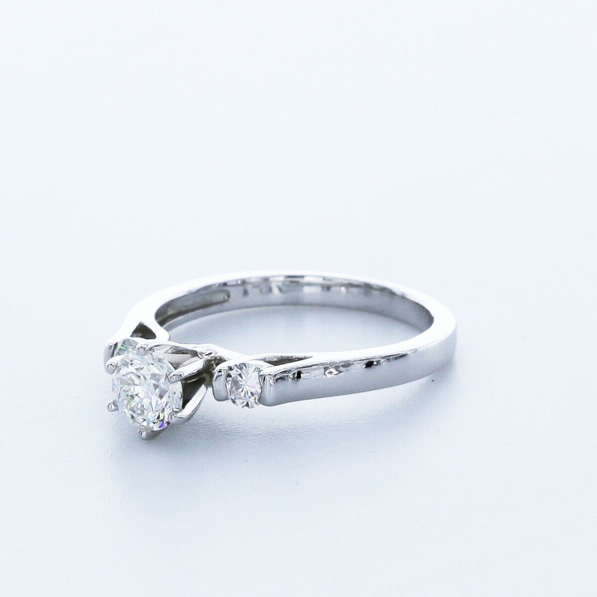 1.31ct tw F-SI1 Round Natural Certified Diamonds PT 950