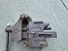 Vintage LITTCO Littlestown No.25 - Swivel Base Bench Vice
