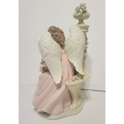 Members Mark Hand Painted Porcelain Figurine Holiday Collections 2005 - Picture 12 of 19
