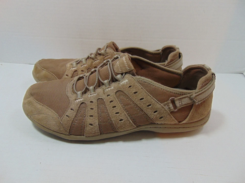 Bass Propel (Tiffany) Stabilizer Walking Shoes - Women 8.5M Tan Suede and Mesh - Image 3 of 4