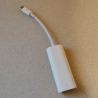 Genuine Apple Thunderbolt 3 (USB-C) to Thunderbolt 2 Adapter A1790 MacBook/Mini