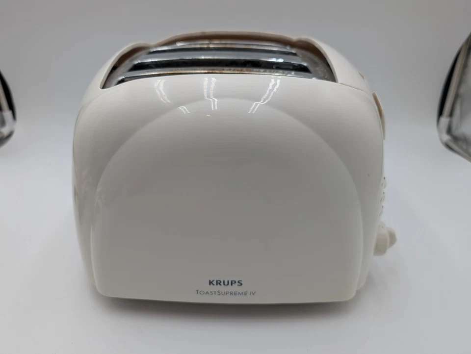 VNTG White Krups 4 slice Bread & Bagel Wide Slot Toaster, ToastSupreme IV FEA1 - Image 3 of 4