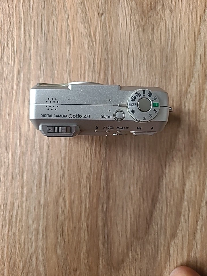 PENTAX OPTIO 550 Digitalkamera - Bild 2 von 4