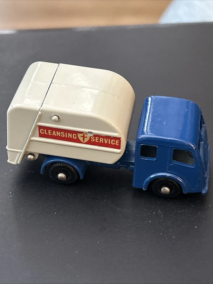 Camión de basura Matchbox serie Nº 15 Dennis con caja original Foto 3 de 4